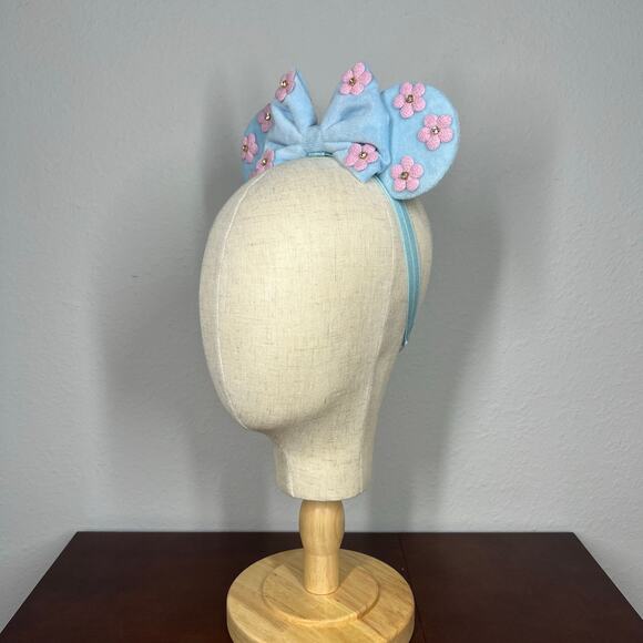Flower Power Elastic Minnie Ears | Disney-Inspired Velvet Adjustable Mouse Ears - Picture 3 of 5